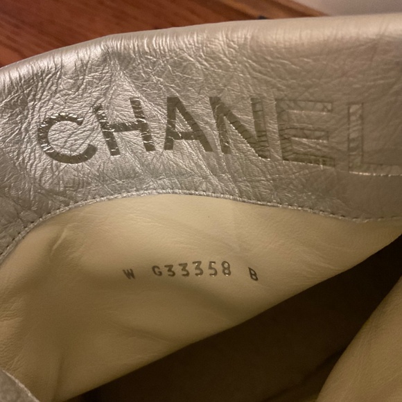 Chanel Leather Boots !! - Picture 4 of 10